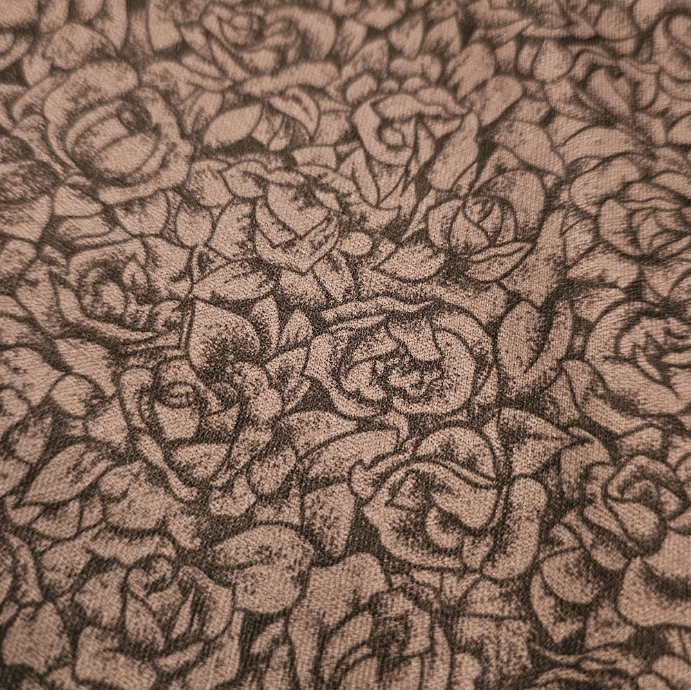 4 yards 60 in polyester/spandex fabric